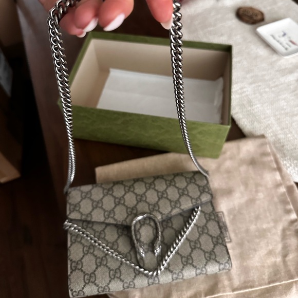 Gucci Dionysus GG supreme crossbody shoulder bag with box and dust bag - Picture 10 of 14